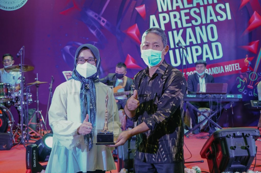 Malam Apresiasi, Ikano Unpad Berikan Penghargaan bagi Sivitas Unpad