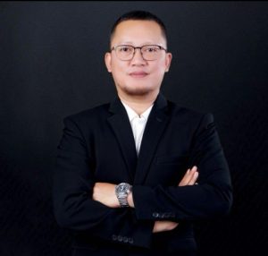 Pengurus IKANOT Jayabaya, Yanis Delarosa, SH, MKn
